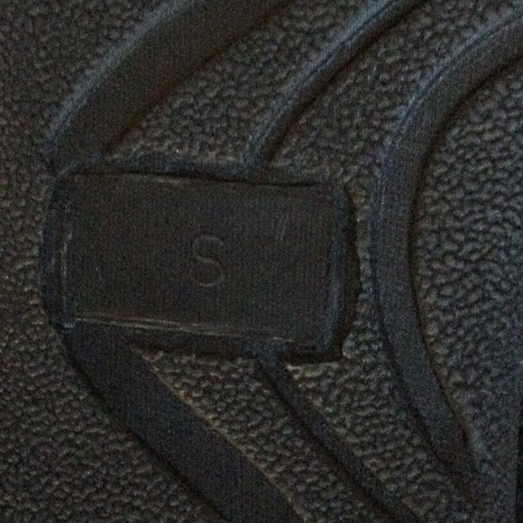 Men’s clog slippers size S (8-9) - Picture 5 of 5